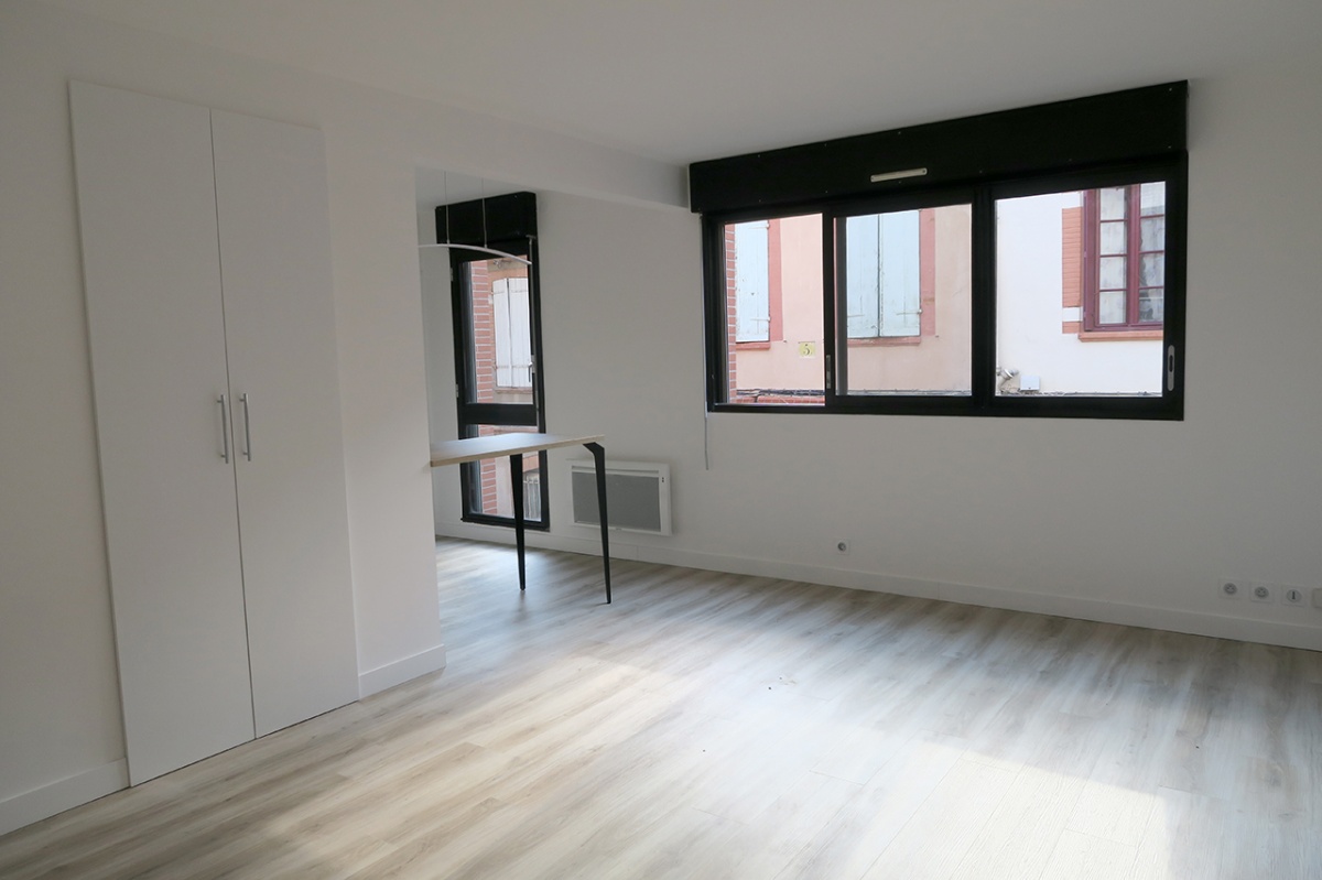 RNOVATION APPARTEMENT J. : Vue du sjour (jour)