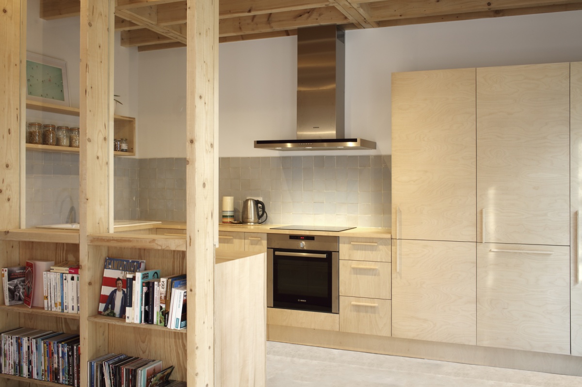 Surlvation d'une maison : Brotherwood_cuisine_003