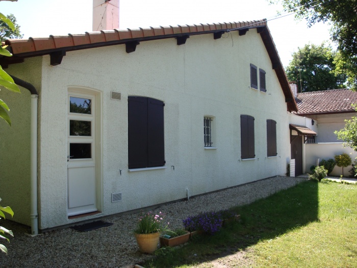 MAISON AMIEL : FACADE SUR RUE AVANT TRAVAUX