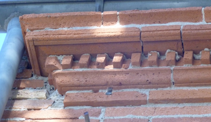 RESTAURATION D'UNE VIEILLE MAISON TOULOUSAINE : fenouillet-av-h.JPG