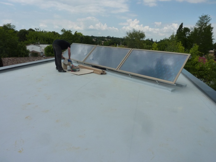 Maison imbrique : Panneaux solaires