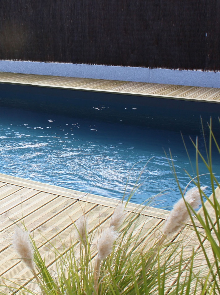 RENOVATION D'UNE MAISON A LA TERRASSE : Piscine.JPG