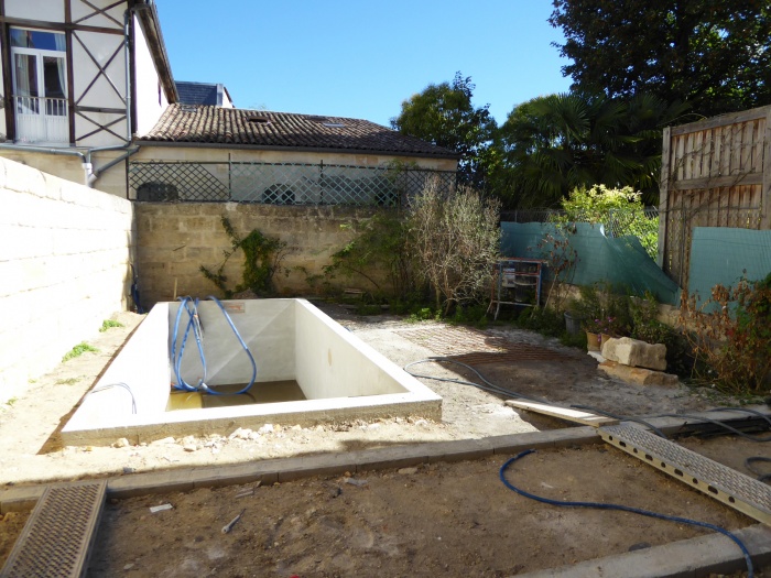 Une maison bourgeoise devient familiale 2017 : P1010910.JPG